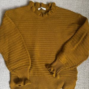 Madewell- never worn- mustard sweater- size small